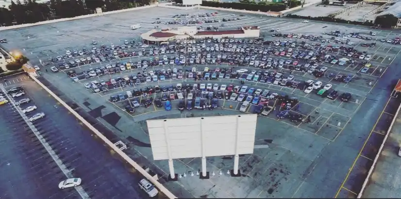 paramount drive-in