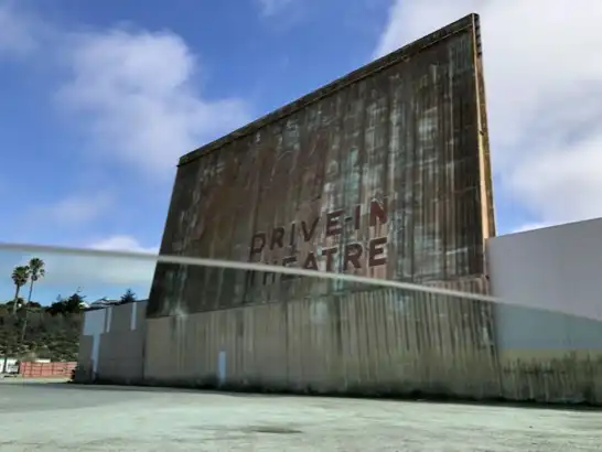 Valley Drive-in screen tower