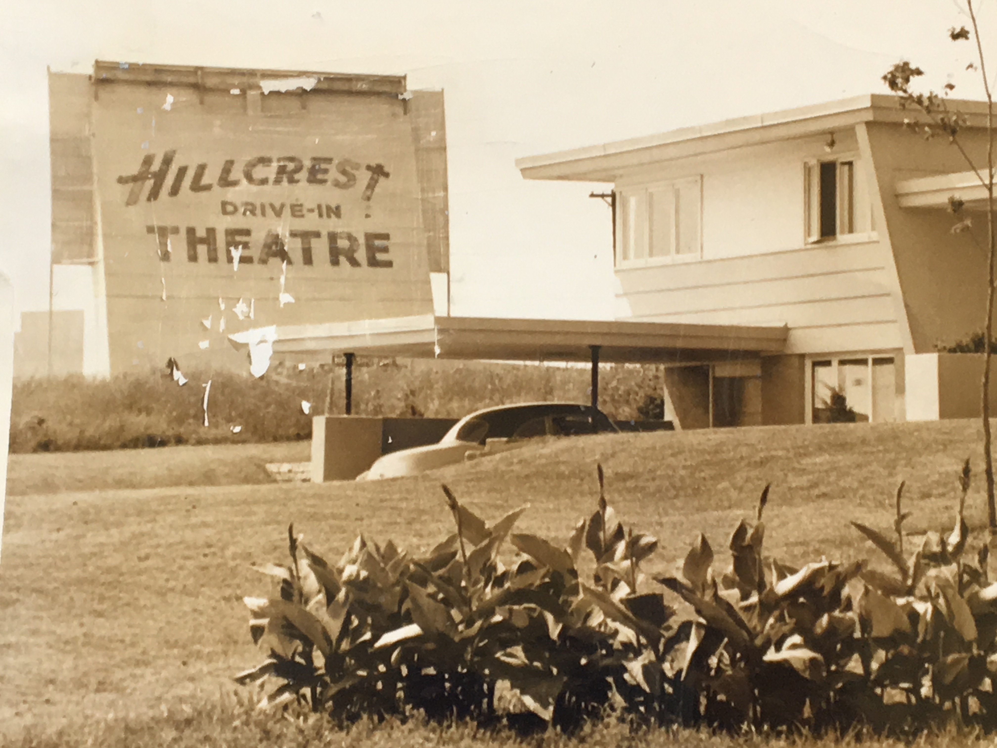 Hillcrest drive-in screen