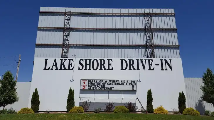 lake shore drive-in