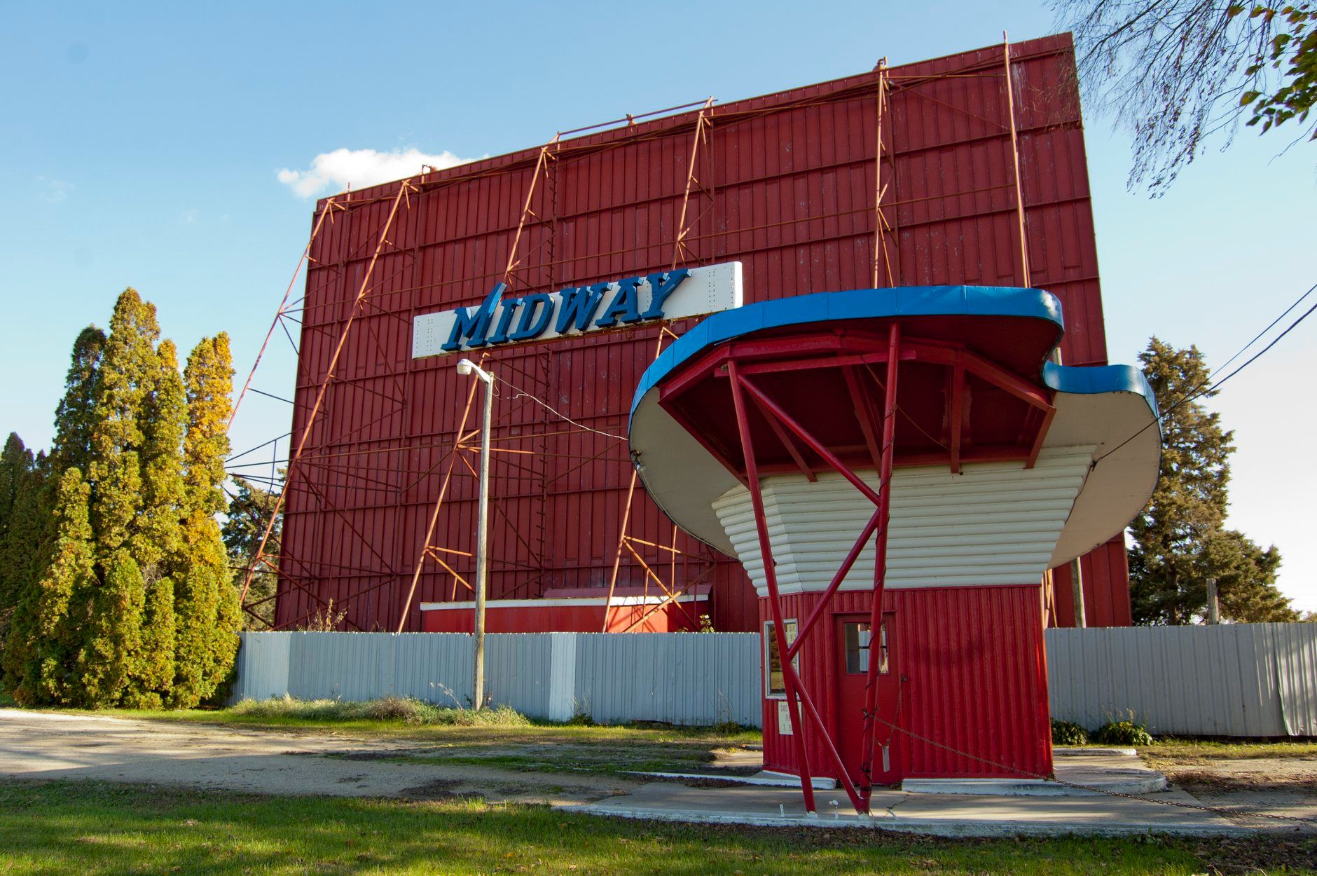 screen at Midway Drive-in Sterlin