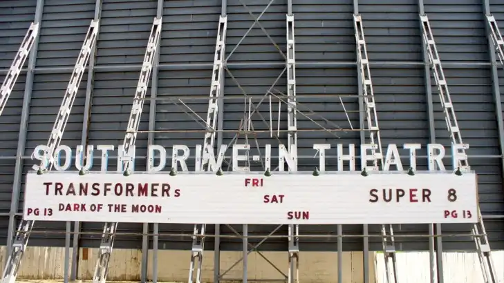 South Drive-in Screen 