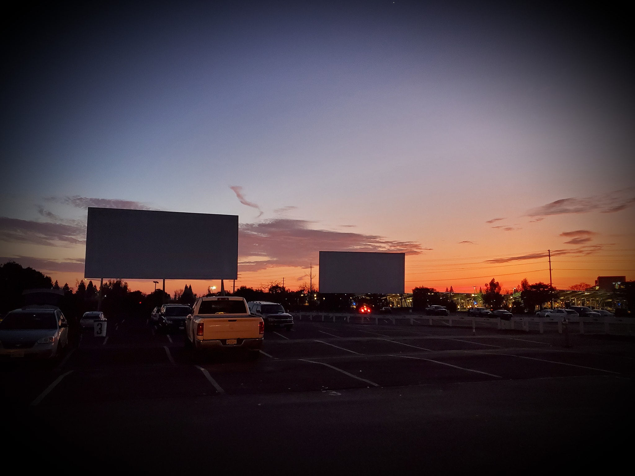 West Wind Sacramento 6 Drivein in Sacramento, CA